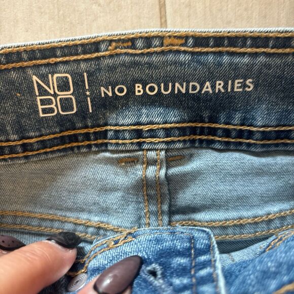 Women’s Boho Hippie Flare Jeans Size 26” Waist Stretch Denim Low Rise - Picture 7 of 8